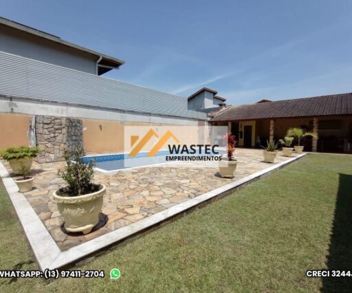 Ref.: R$1.300.000,00 Casa térrea com 3 suítes com piscina (81315)