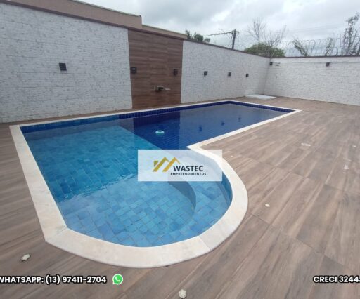Ref.: R$680.000,00 Casa Térrea com 3 dormitórios, piscina e churrasqueira (80418)