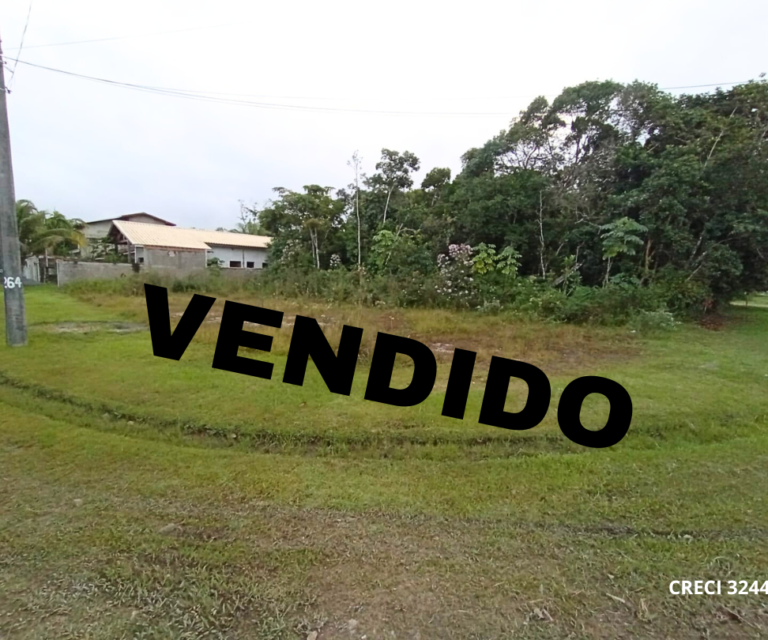Ref.: VENDIDO Lote com 387,62m² (80490)