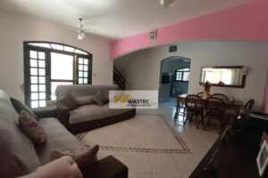 Ref.: R$850.000,00 Sobrado 3 dorms, edícula com área de churrasqueira (80804)