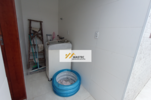 Ref.: R$680.000,00 Casa Térrea com 3 dormitórios, piscina e churrasqueira (80418)