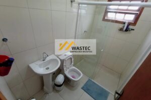 Ref.: 700.000,00 Casa Térrea com 3 Suítes, Piscina e Churrasqueira (80044)