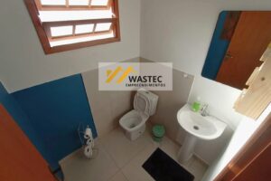 Ref.: 700.000,00 Casa Térrea com 3 Suítes, Piscina e Churrasqueira (80044)