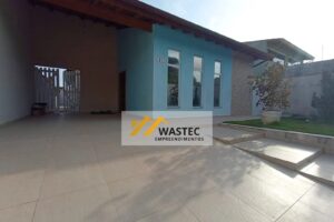 Ref.: 700.000,00 Casa Térrea com 3 Suítes, Piscina e Churrasqueira (80044)