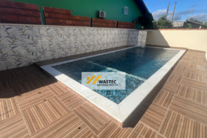 Ref.: R$ 897.000,00 Casa térrea com três dormitórios e uma maravilhosa área de lazer com piscina (80468)