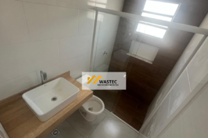 Ref.: R$ 897.000,00 Casa térrea com três dormitórios e uma maravilhosa área de lazer com piscina (80468)