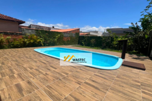 Ref.: R$550.000,00 Casa Térrea com 2 dorms, Piscina e Churrasqueira (81139)